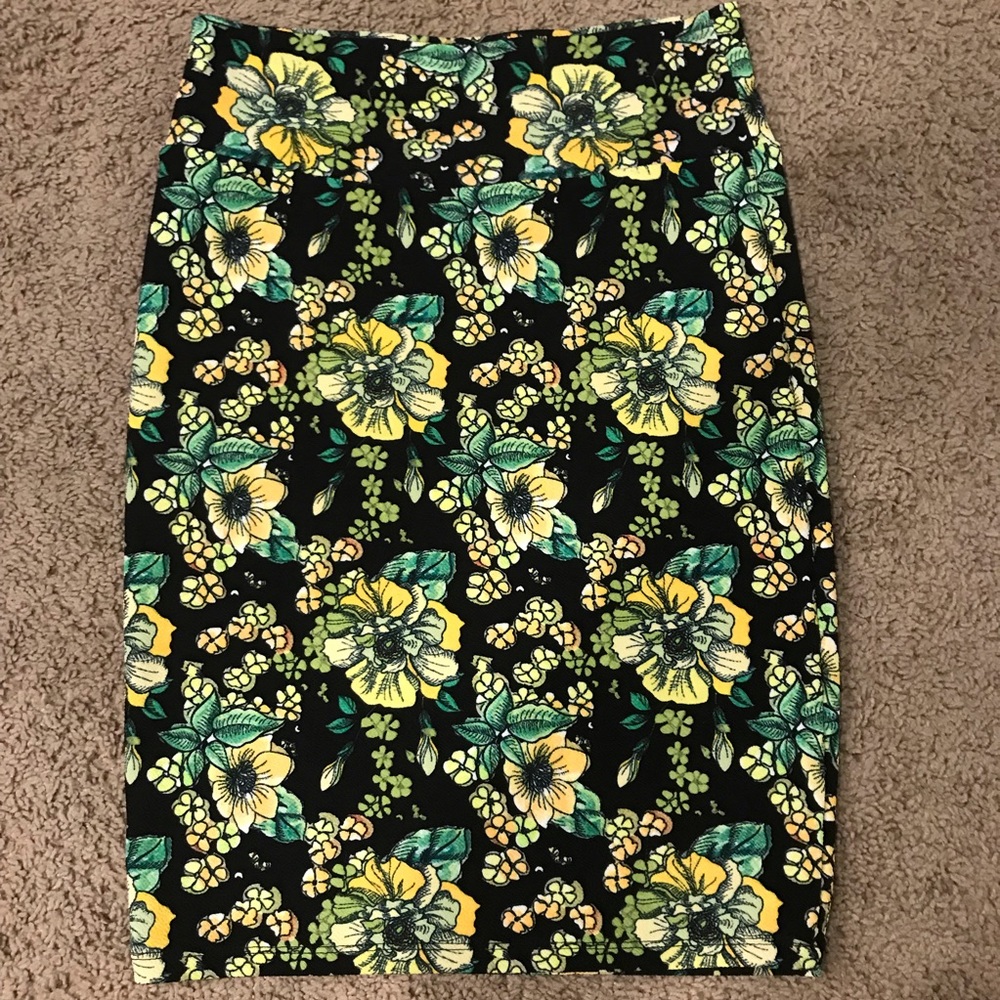 Small Floral Cassie Pencil Skirt